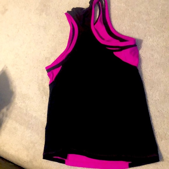 Work out top - Picture 2 of 2